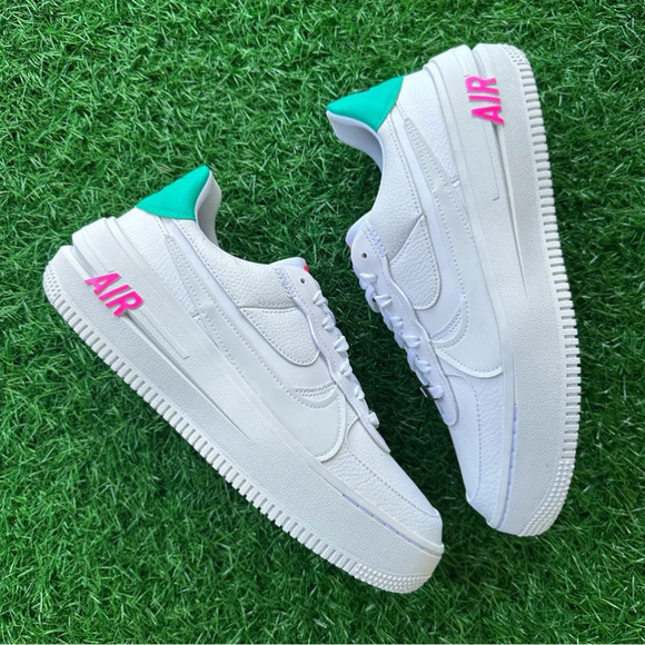 Nike Air Force 1 PLT.AF.ORM - Picture 4 of 8